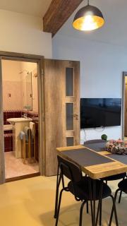 Cozy Old Town Free Parking Self Check In - 5