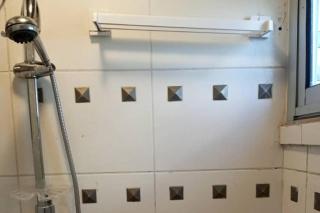 Apt - Sleeps 4 - Parking - Garden - 4