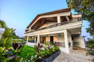 Valley View 5-BHK Villa With Private Pool, Sit-out Areas, TT Table, Pool Table , Bar & Scenic Views - 0