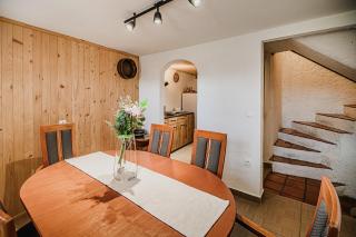 Traditional Slovenian House Pr'Belej - 8