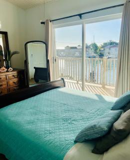 South Finger JH Waterfront Retreat - Walk to the Beach - 2