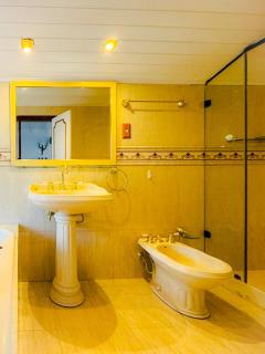 Casa de alto padrão em condomínio fechado - 6