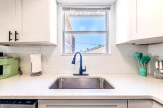 2br 2ba Retreat B 3Min to Beach - 8