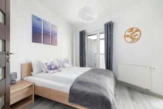 Subtle Apartment in Poznań with Parking Close to the Airport by Noclegi Renters - 9