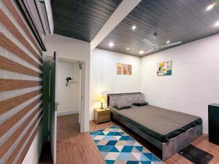 Cali Homes- Boutique Wellness Stay - 1