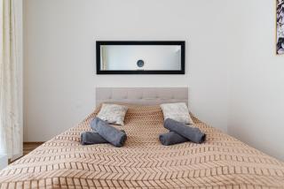 Iconic Prestige Living - 3