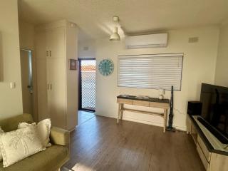 The Seaview at Semaphore Park - 4