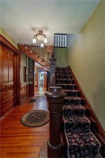 Bricks & Chance Luxury 5 BR home, NEAR Benedictine - 8