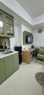 Comfortable Studio at West Vista Apartment - 8