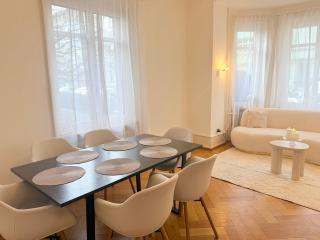 Aurevo 3BR Apartment for 6 - Free Baselcard - 1