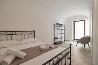 008 - Bright & Large Flat with AC - 3