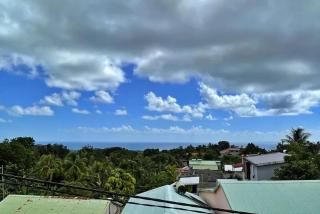 Studio moderne près de Capesterre-Belle-Eau avec piscine - 1