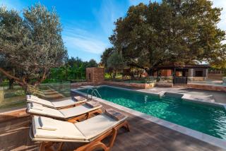 4 Bedroom Villa Irianna - 1