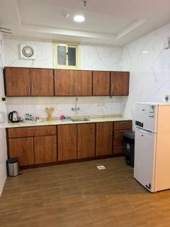 شقق ابراهيم ياسر حمد ال سعد للشقق المخدومة - 3