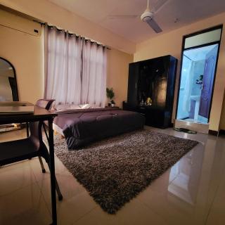 The Crib -2BR Apartment - 9