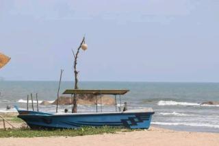 lake side cabana - 6