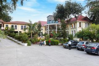 Riverside Resorts - 8