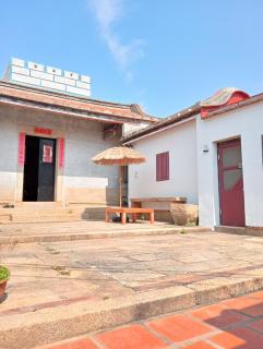 鳥藝古厝民宿 得月樓館 - 1