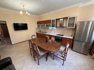 Посуточно и почасово 2 комнатная квартира Новострой Комфорт - 9