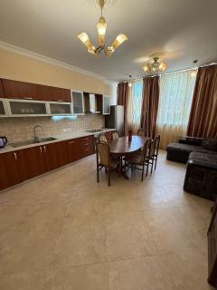 Посуточно и почасово 2 комнатная квартира Новострой Комфорт - 6