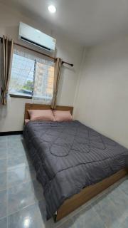 หลังมอ อพาร์ตเมนต์สามสาว - 3