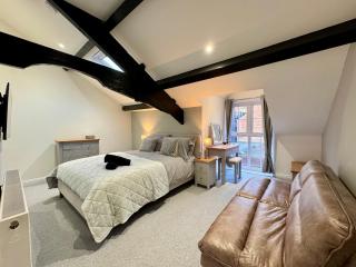 Priory Lodge Tynemouth Luxury 3 bed Holiday Home - 6