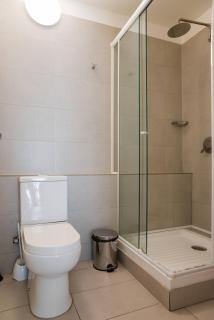 Bellavista Buzz Stylish 1BR Haven Just Steps from the Metro - 5