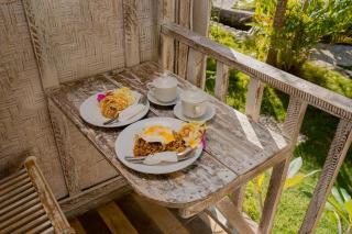 The Suwi Huts at Nusa Penida - 9