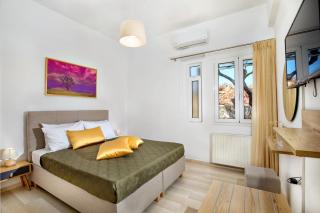 Vagioni Seaside Villa - 3