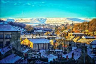 Historic Hidden Gem-10mins walk to Holmfirth, Log Burner,Easy Parking - 3