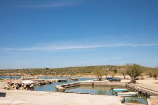 Vagioni Seaside Villa - 3