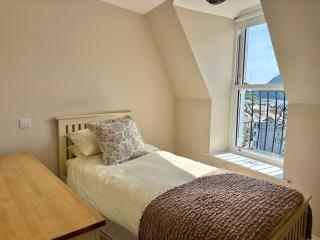 The Waverley -Parking & Sea View - 5