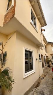 Virginia Apartments - 1