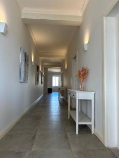 Valletta Minimal, Breezy, Coastal chic City Life - 7