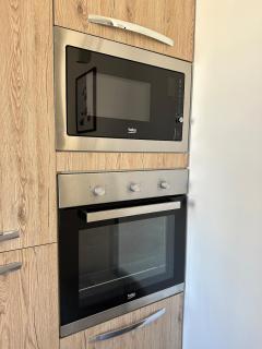 Valletta Minimal, Breezy, Coastal chic City Life - 2