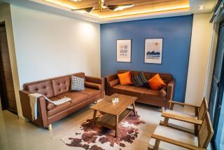 Cozy Modern Retreat with Pine and Mountain Views - 7