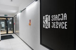 Stacja Jeżyce Lavish Apartment by BookingHost - 2