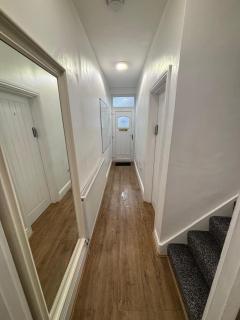 4-Bed - 3 En-Suites - Central Darlington - 7