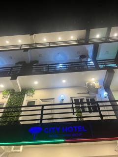 Royal Crown City Hotel - 8