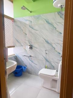 THE KASHMIRi GUEST HOUSE - 2