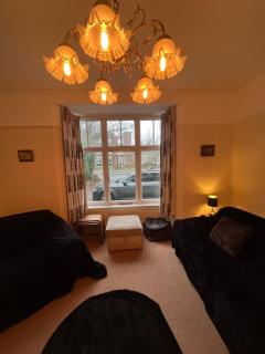 Spacious Home - Solihull Town Centre- Near NEC-BHX - 6