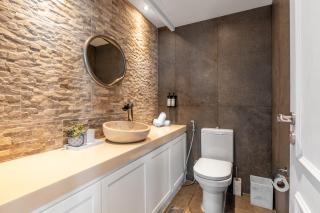 Ultra Luxe 5BR Al Bateen I Private Beach and Pool I JBR Full Sea View Beachfront - 2