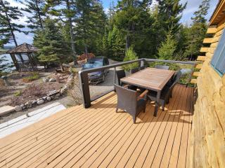 Sunset Cabin by the Sea, Log cabin stunning views - 5