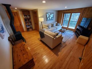 Sunset Cabin by the Sea, Log cabin stunning views - 1