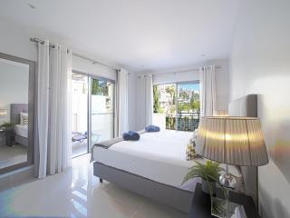 Apartment Pine Hills Esmeralda by Interhome - 1