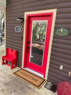 At Grandma's Cabin - Luxury Escape On 100 Acres - 3