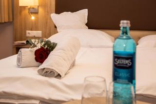 Hotel Hößl - Wirtshaus zum Stichn - 1