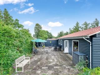 Holiday Home Rikhard - 75m from the sea by Interhome - 1
