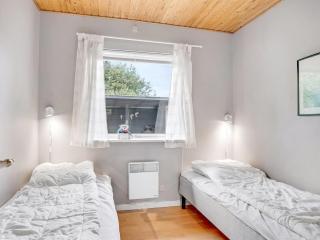 Holiday Home Rikhard - 75m from the sea by Interhome - 5