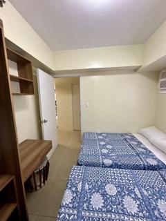 BalaiCo Tagaytay 12F 2BR w balcony TAAL view - 7